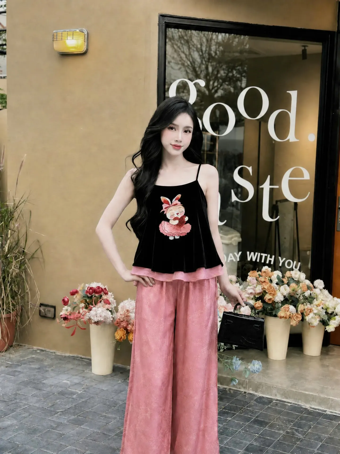 Set Áo nhung đen phối lụa hồng
