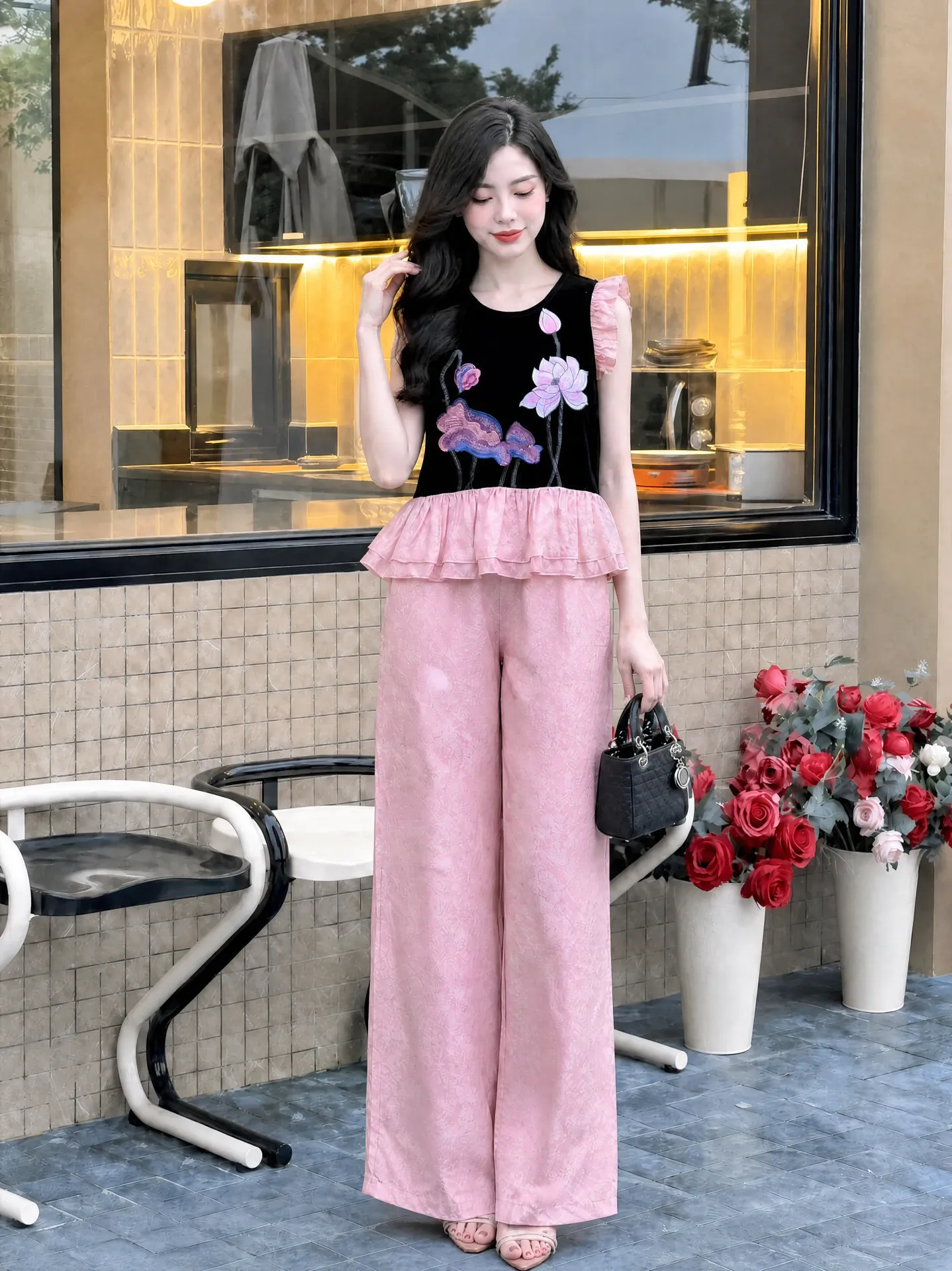 Set Áo Đen phối lụa + quần hồng