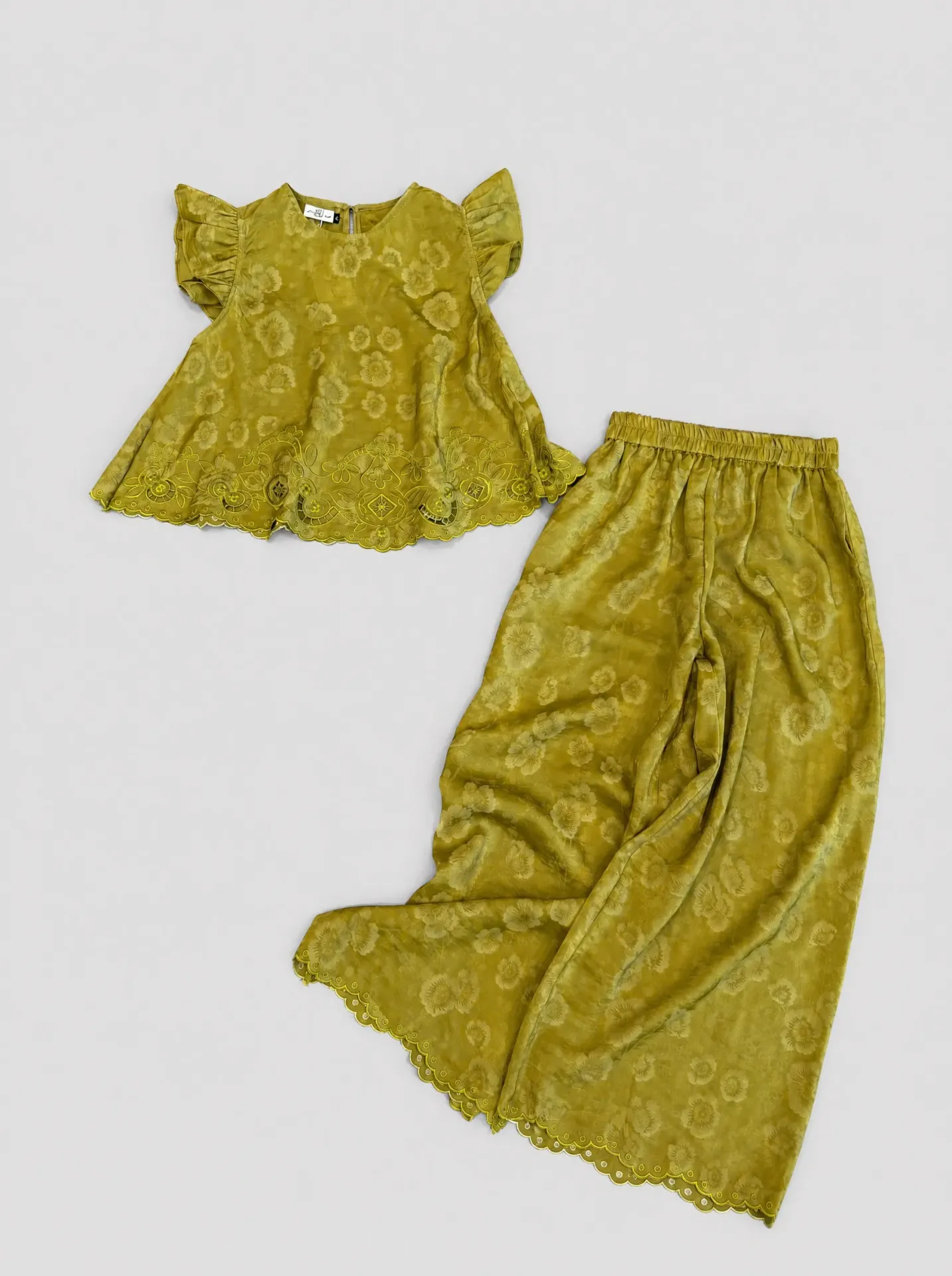 Set Áo + Quần Vàng olive