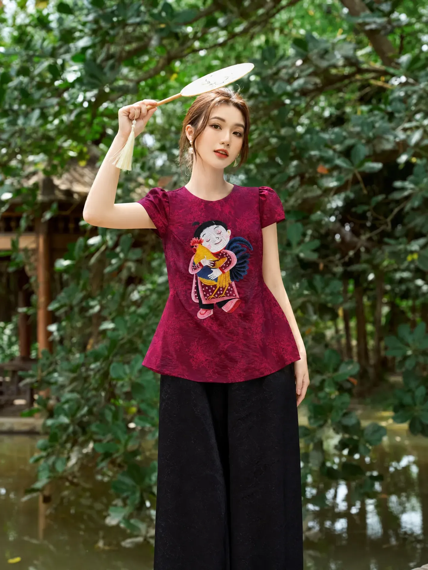 Set Áo đỏ rượu phối quần đen