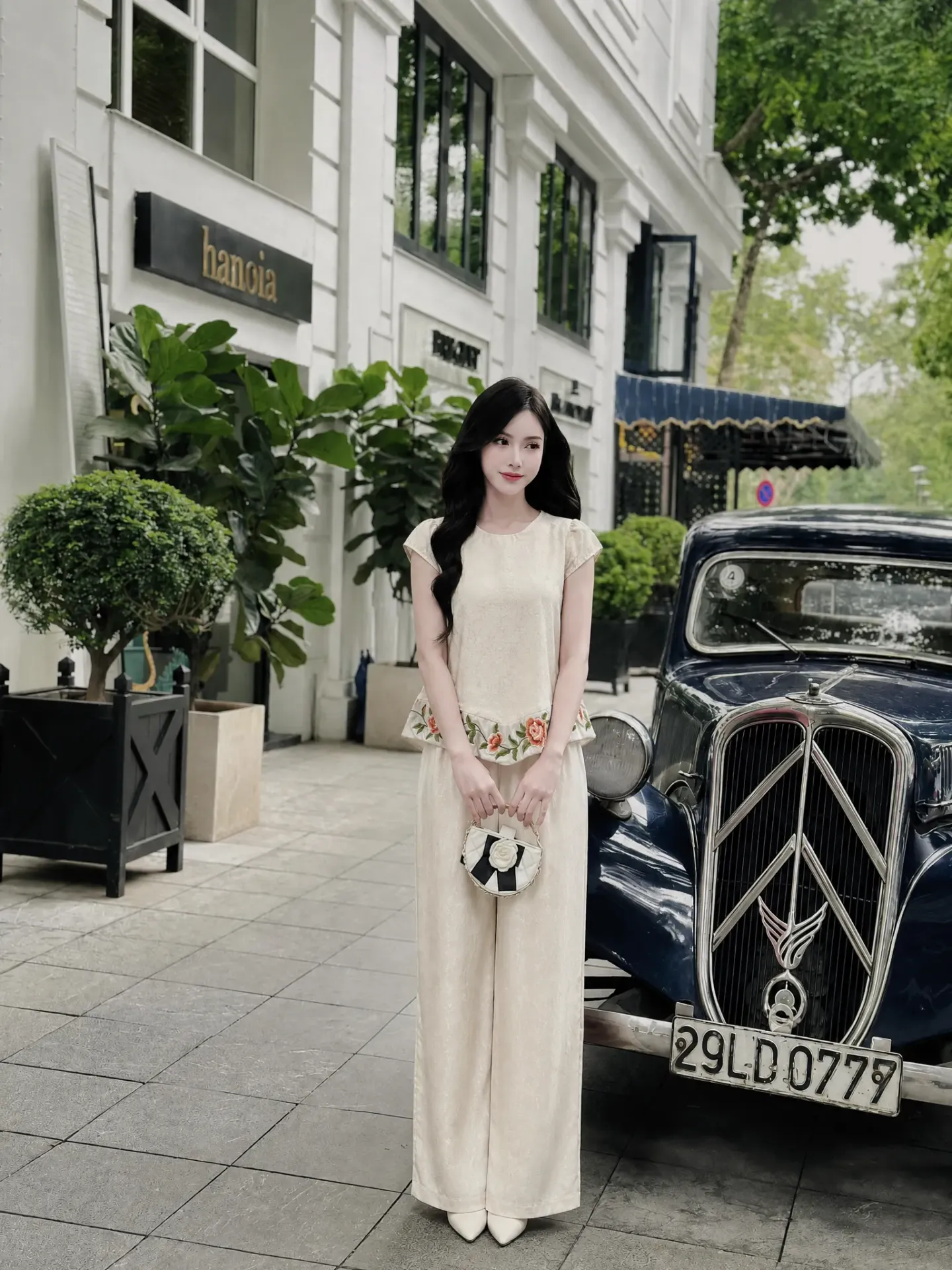 Set Kem phối quần kem